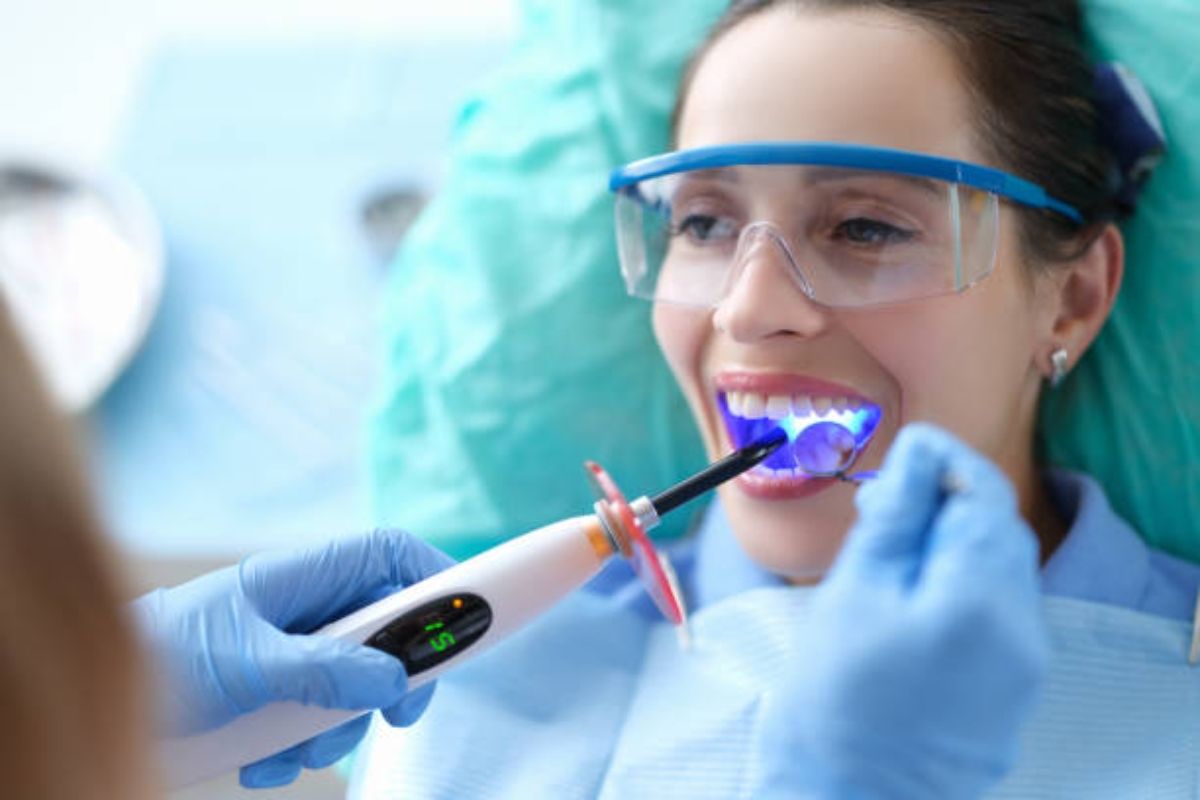 how dental bonding fixes chips and gaps